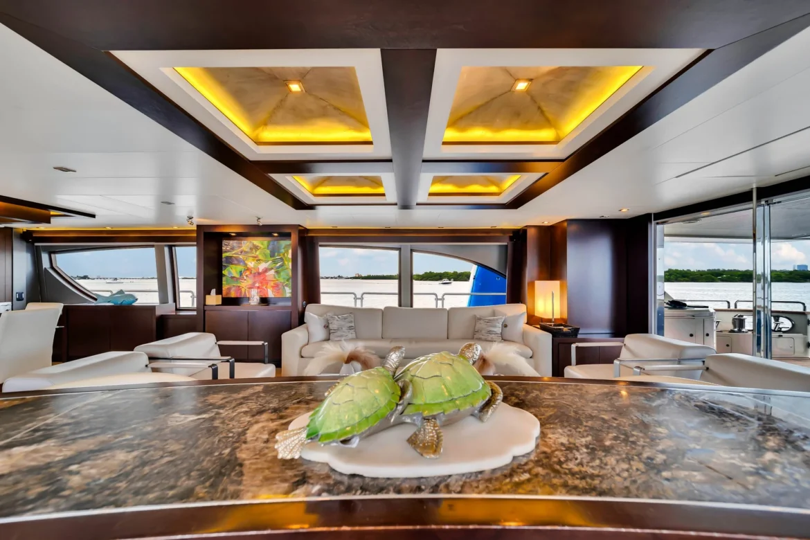 Yacht: 116’ Azimut - Image 6