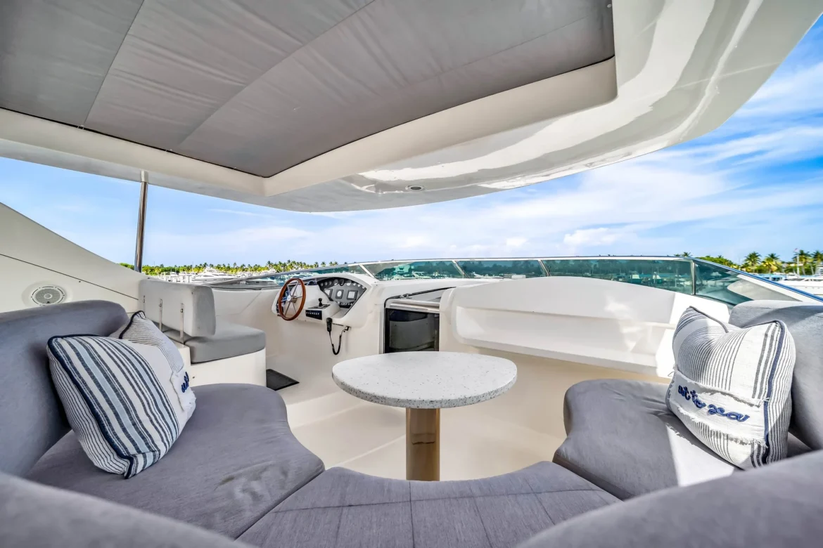 Yacht: 116’ Azimut - Image 3