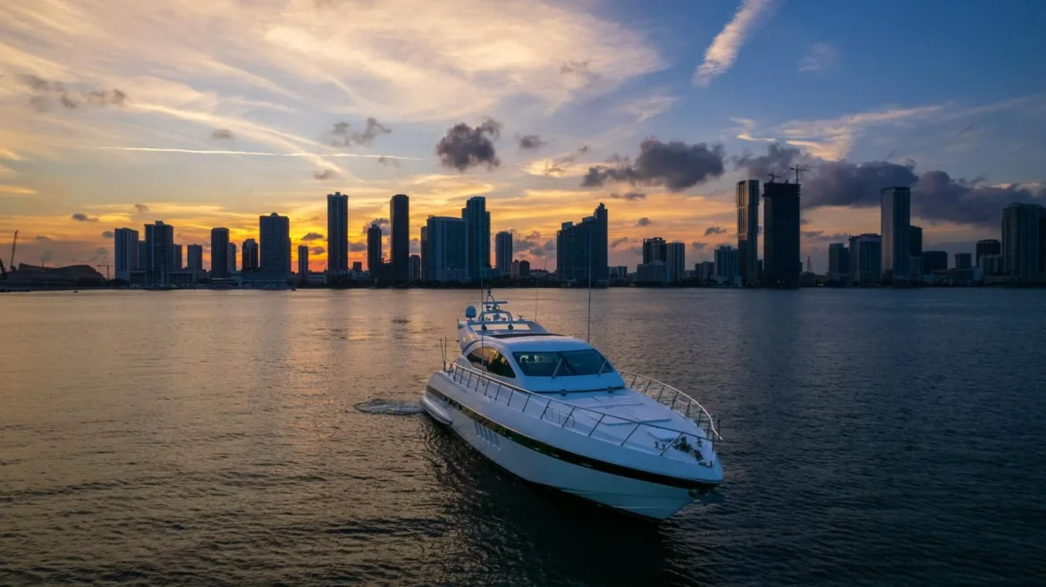 Yacht: 72’ Mangusta - Image 3