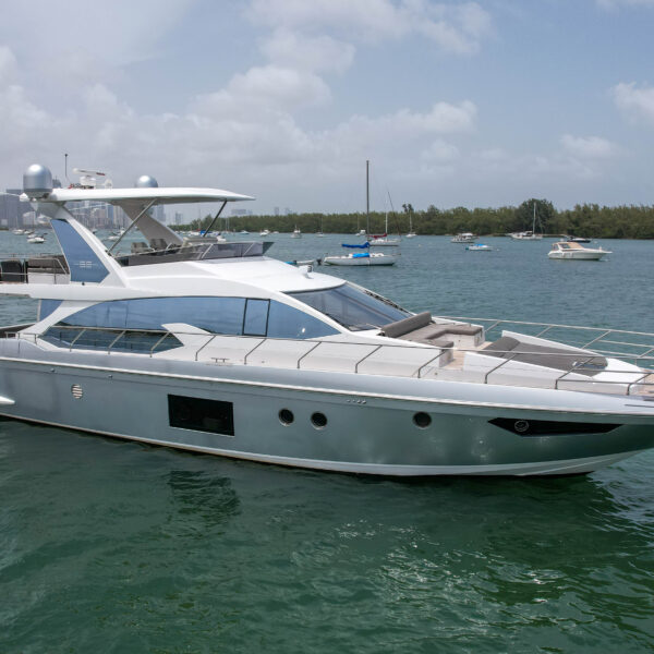 Yacht: 68' Azimut The One