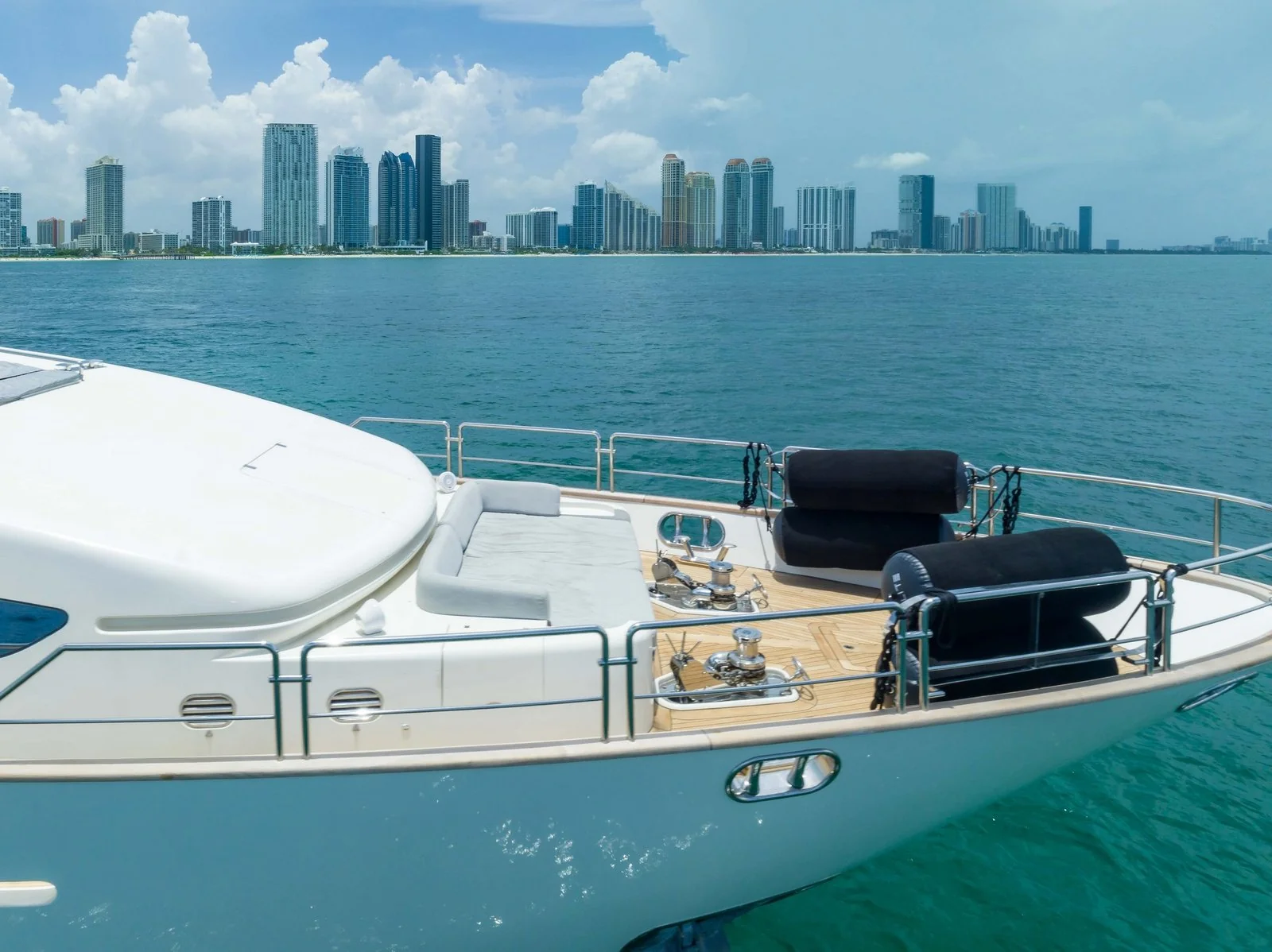 Yacht: 116’ Azimut - Image 159