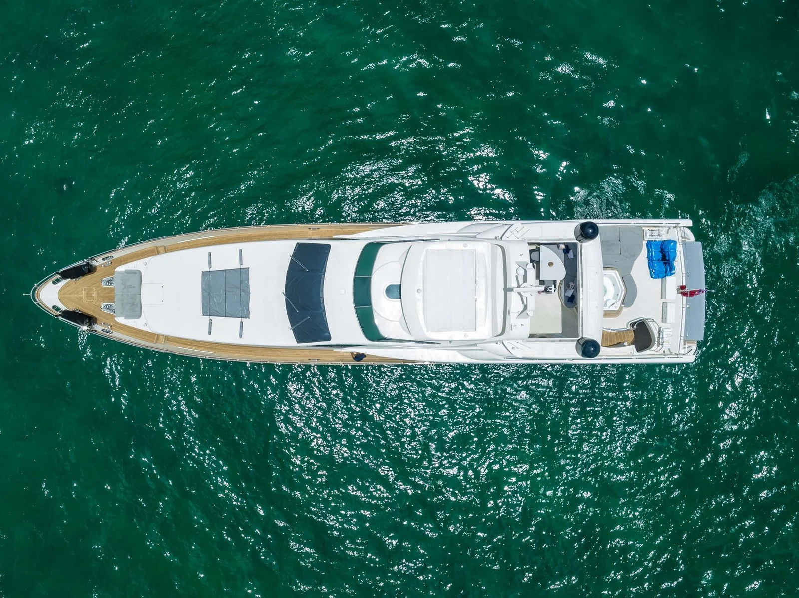 Yacht: 116’ Azimut - Image 158