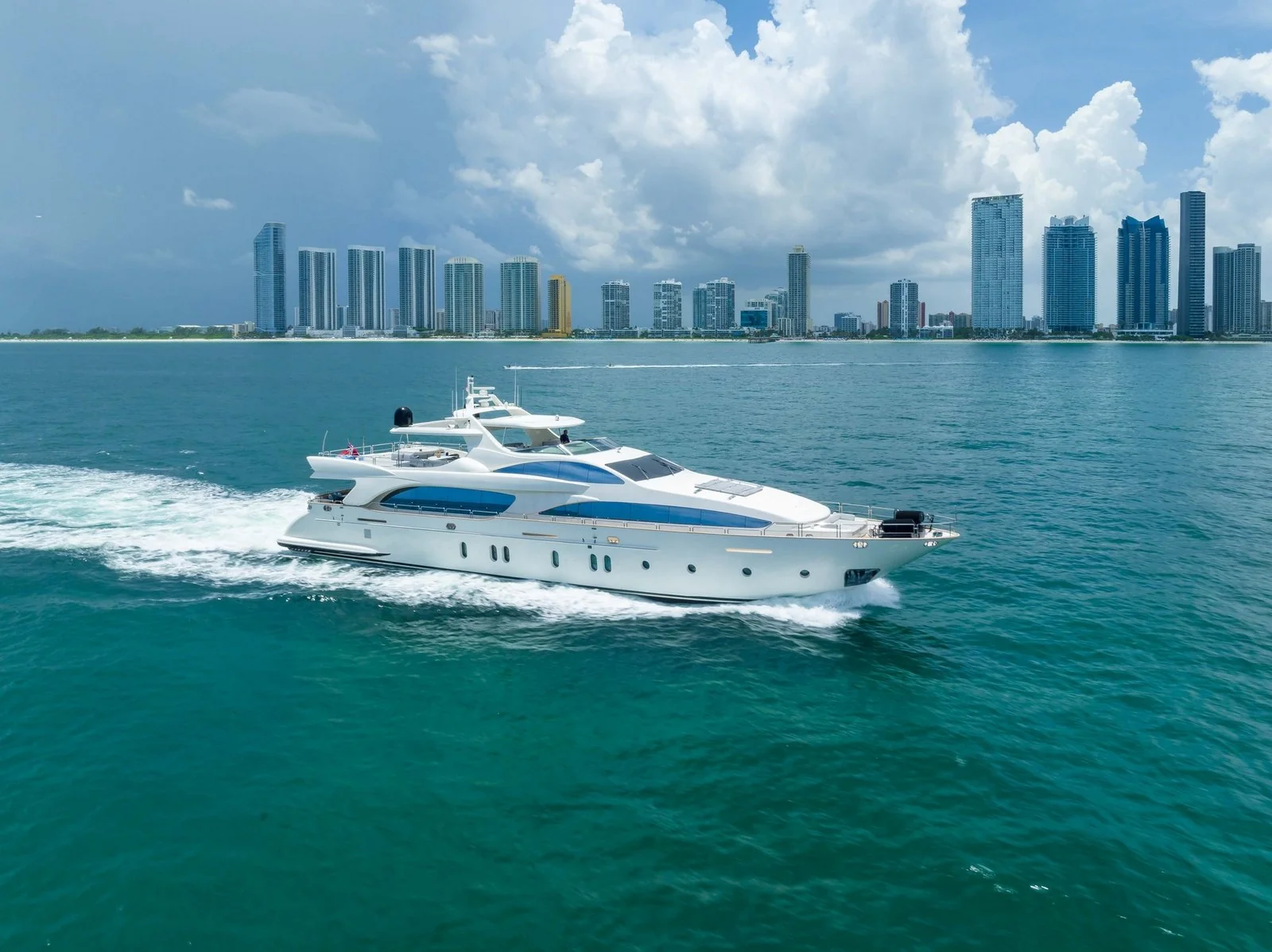 Yacht: 116’ Azimut - Image 153