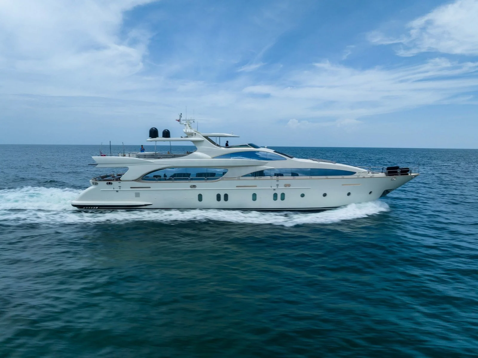 Yacht: 116’ Azimut - Image 149