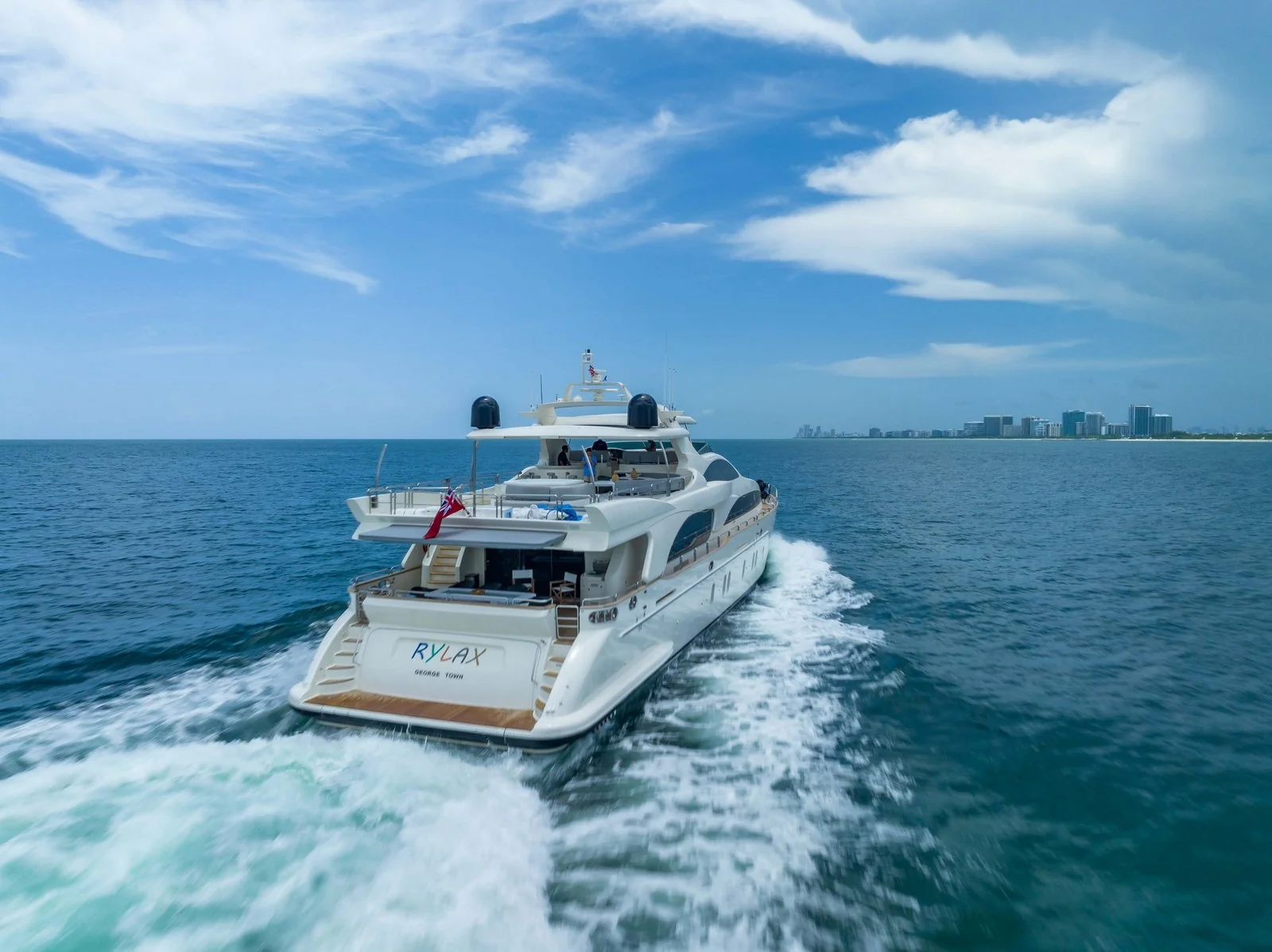 Yacht: 116’ Azimut - Image 146
