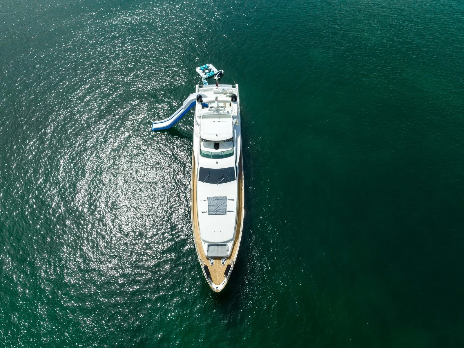 Yacht: 116’ Azimut - Image 143