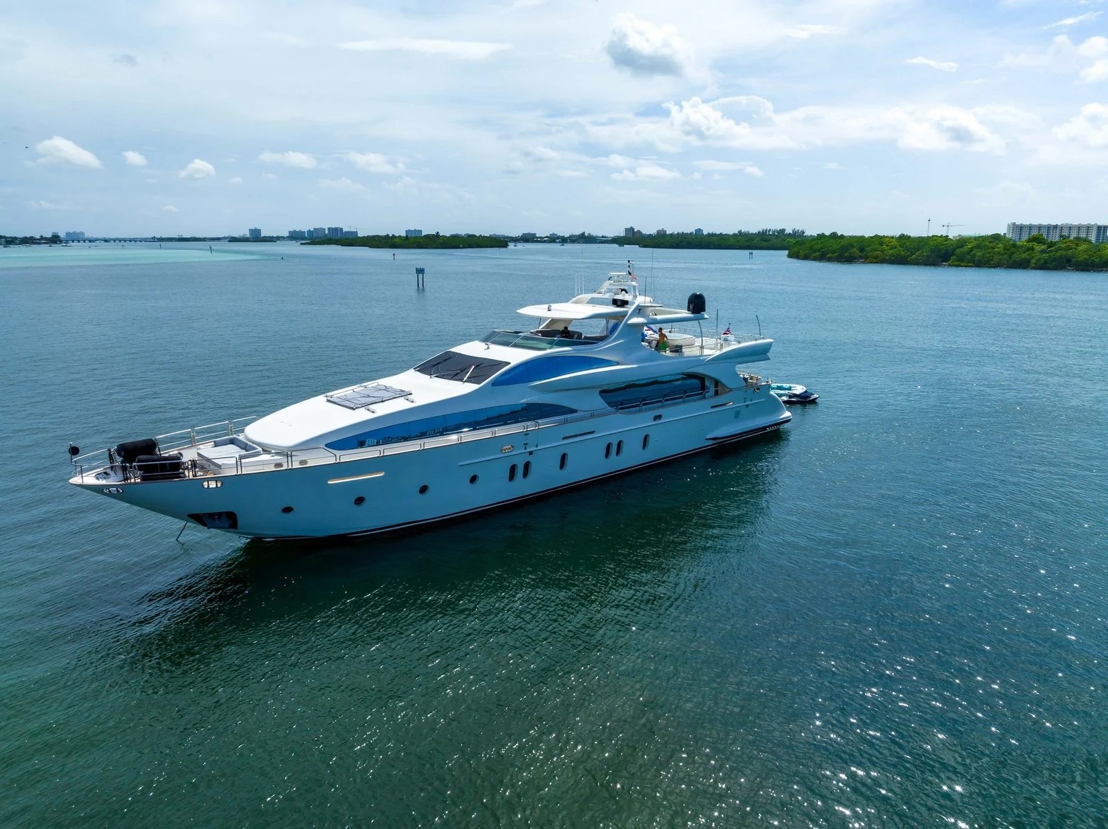 Yacht: 116’ Azimut - Image 141