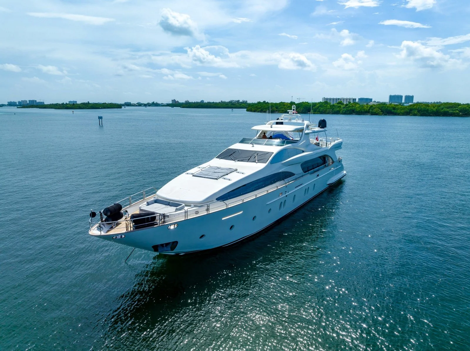 Yacht: 116’ Azimut - Image 140