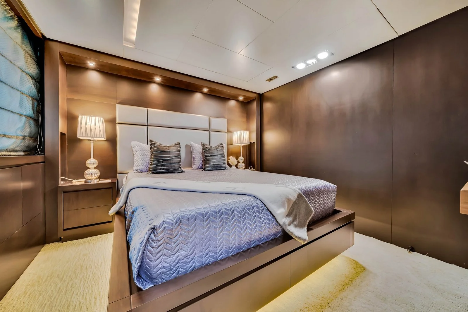 Yacht: 116’ Azimut - Image 109