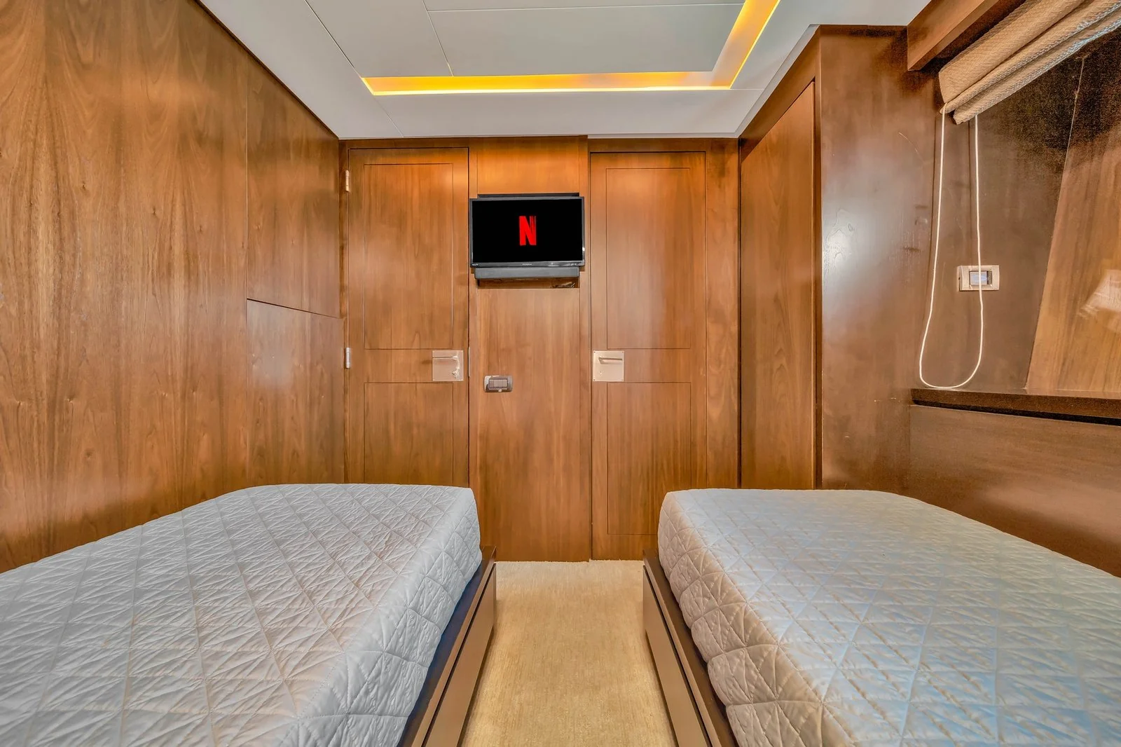 Yacht: 116’ Azimut - Image 127
