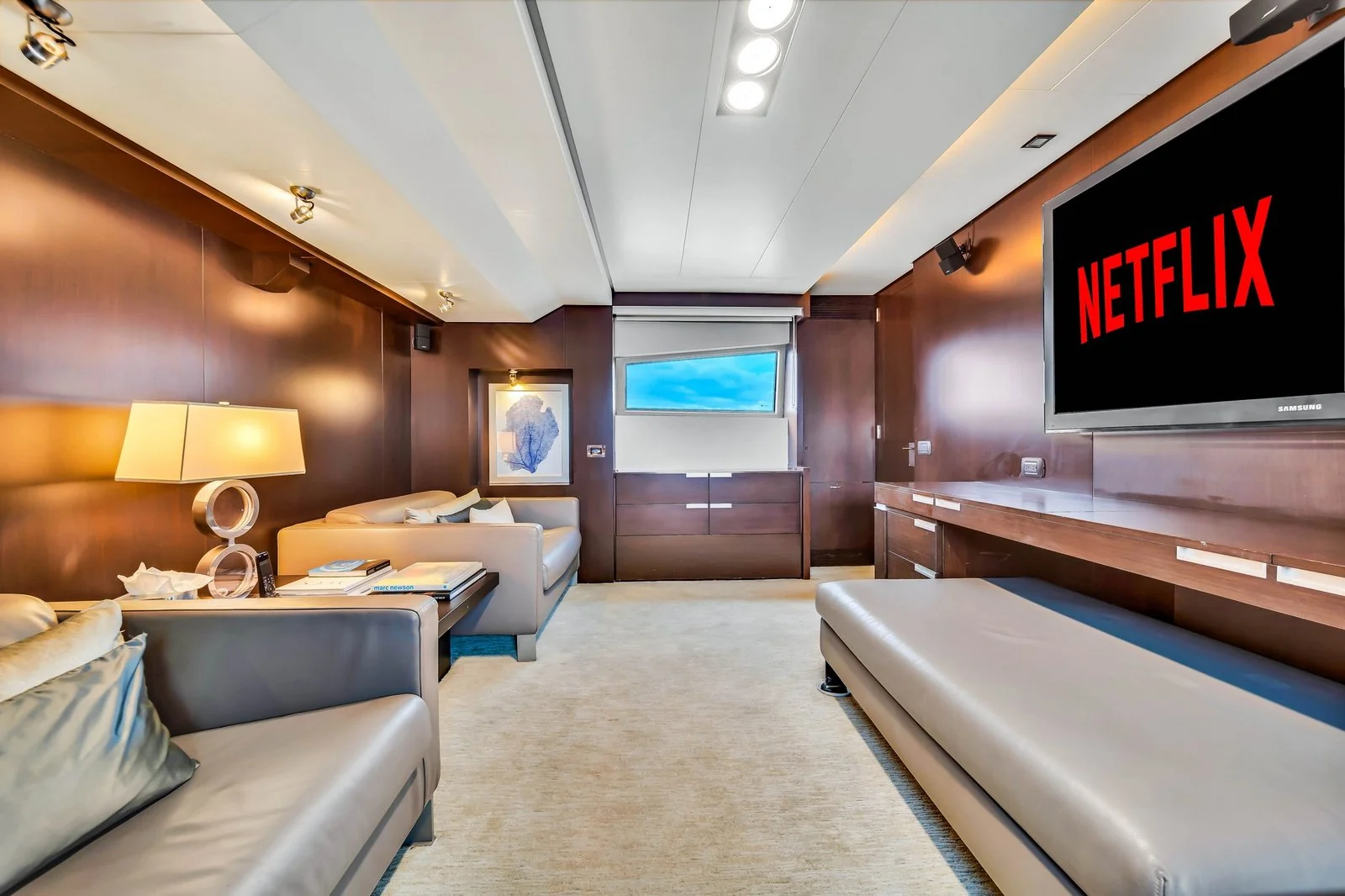 Yacht: 116’ Azimut - Image 42