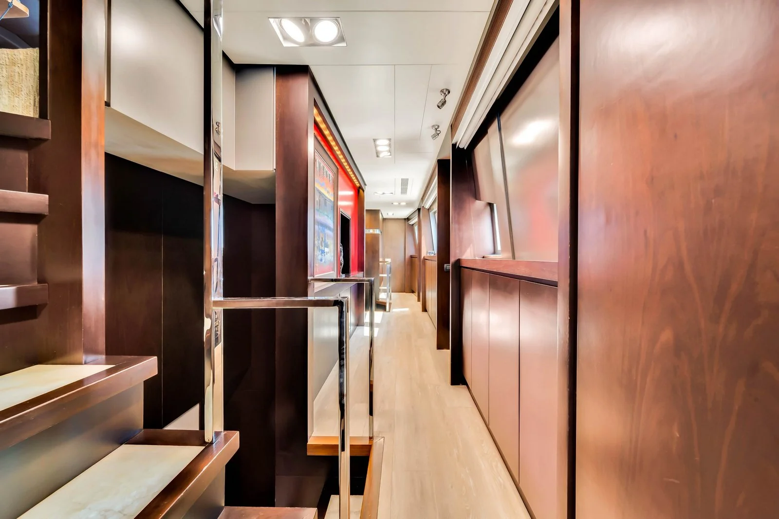 Yacht: 116’ Azimut - Image 8