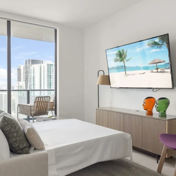 MANSIÓN: GALE HOTEL AND RESIDENCES DOWNTOWN MIAMI