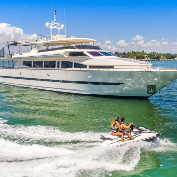 Yate: 110' HORIZON NIRVANA