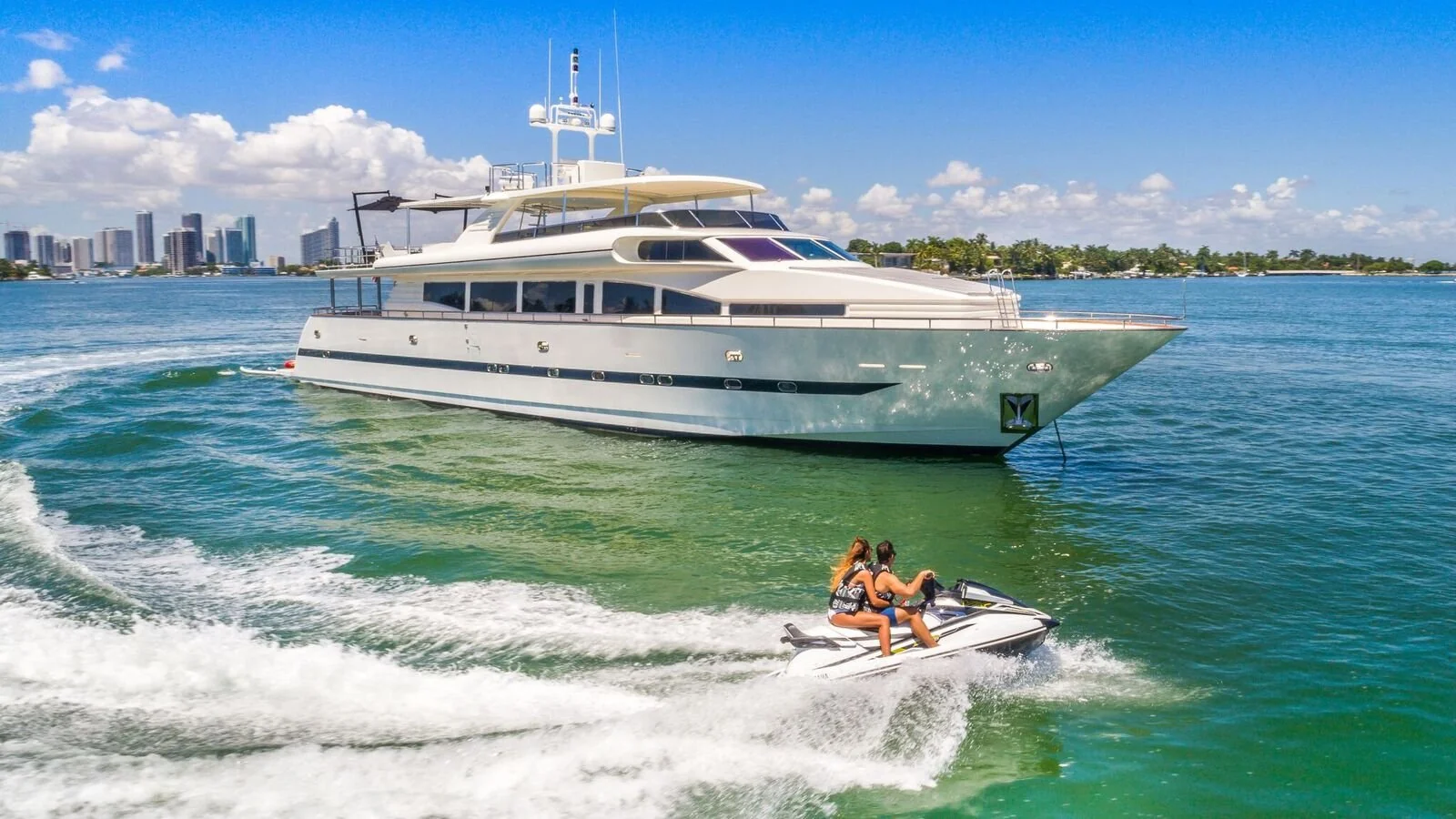 Yate: 110' HORIZON NIRVANA