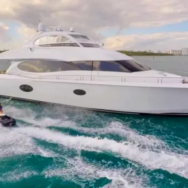 Yate: 84 LAZZARA CHIP