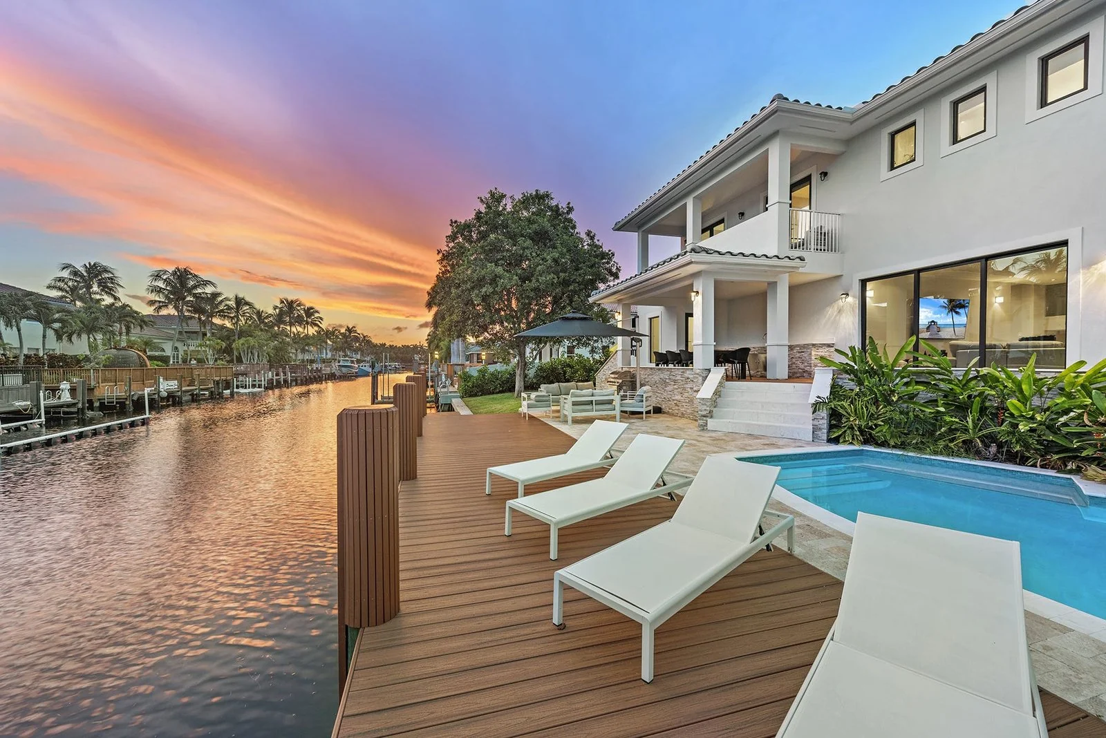 MANSION: VILLA COAST 5 bedrooms
