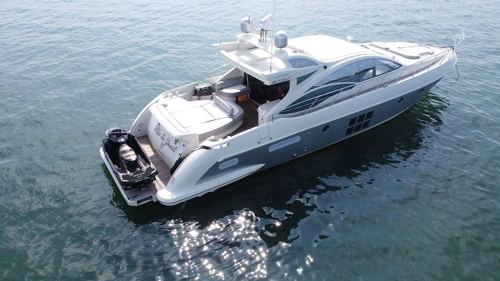 Iate: 62' Azimut Life is Great