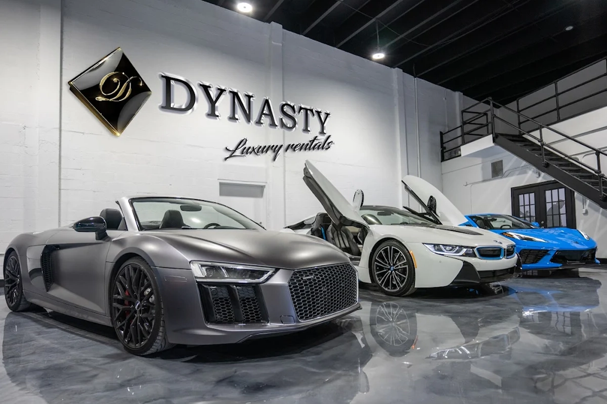 luxury and exotic cars available to rent in Miami