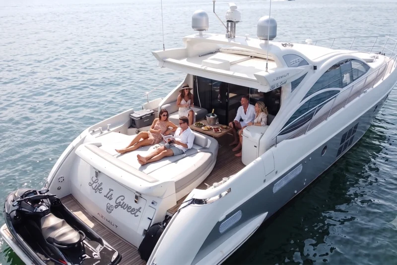 What’s included in a Miami yacht charter?