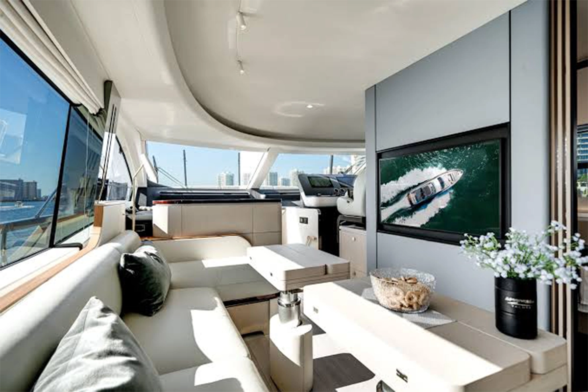 Miami yacht charter crew and amenities